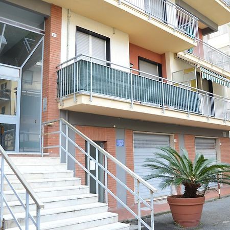 Апартаменты Casa Mare Кьявари Экстерьер фото
