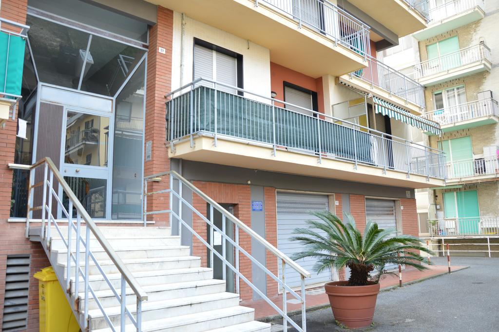 Апартаменты Casa Mare Кьявари Экстерьер фото